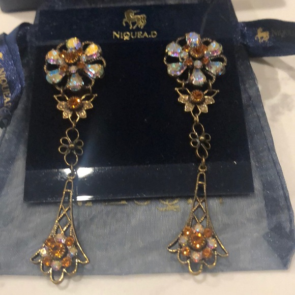 Niquead Jewelry - Stunning crystal earrings